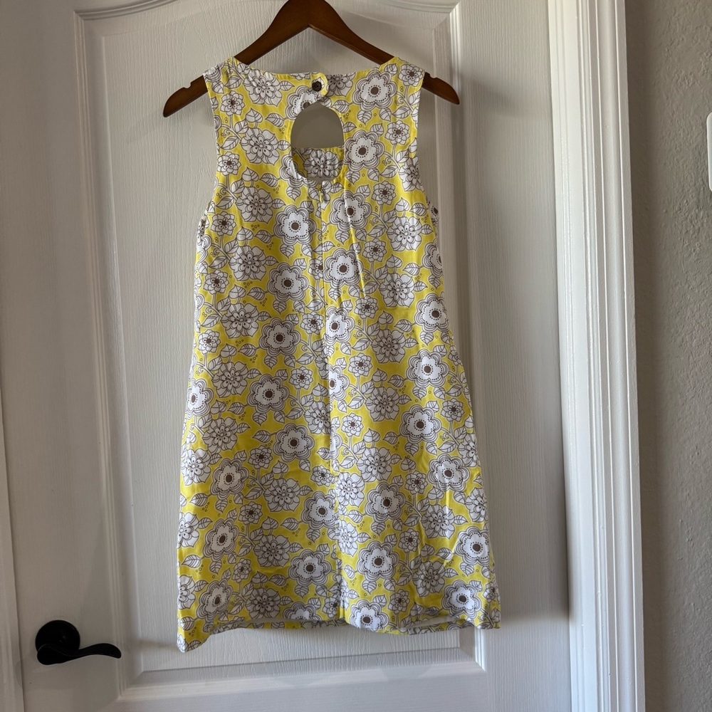 Ann Taylor Yellow Floral Shift Dress Size 6 - Picture 5 of 8